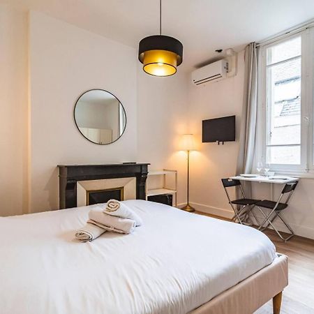 Pink, Appartement En Plein Coeur De Reims Exterior foto
