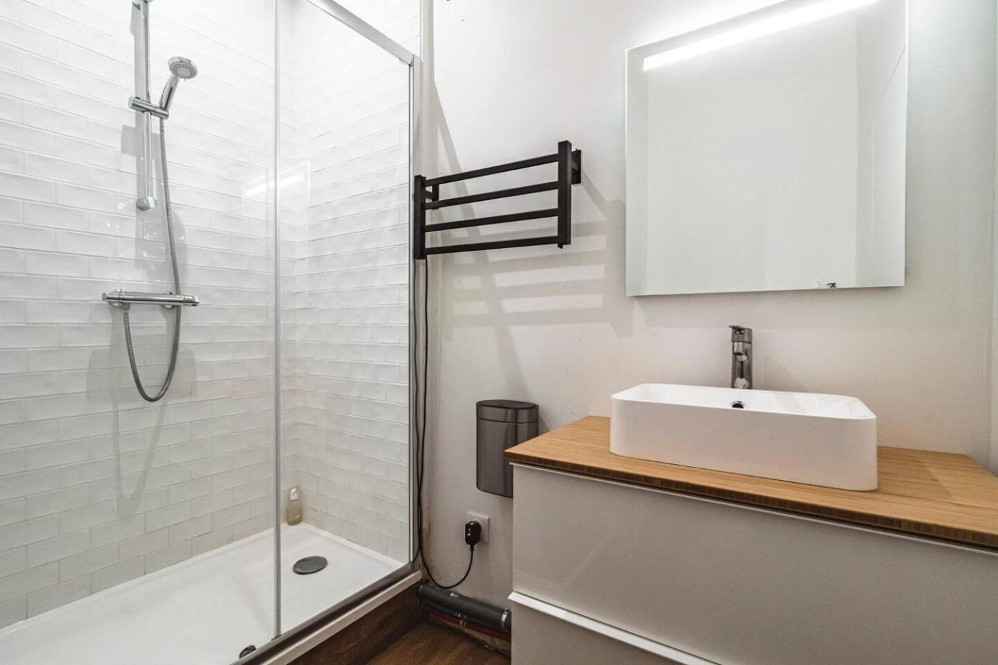 Pink, Appartement En Plein Coeur De Reims Exterior foto