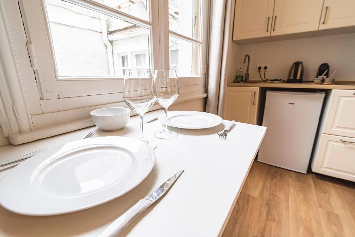 Pink, Appartement En Plein Coeur De Reims Exterior foto